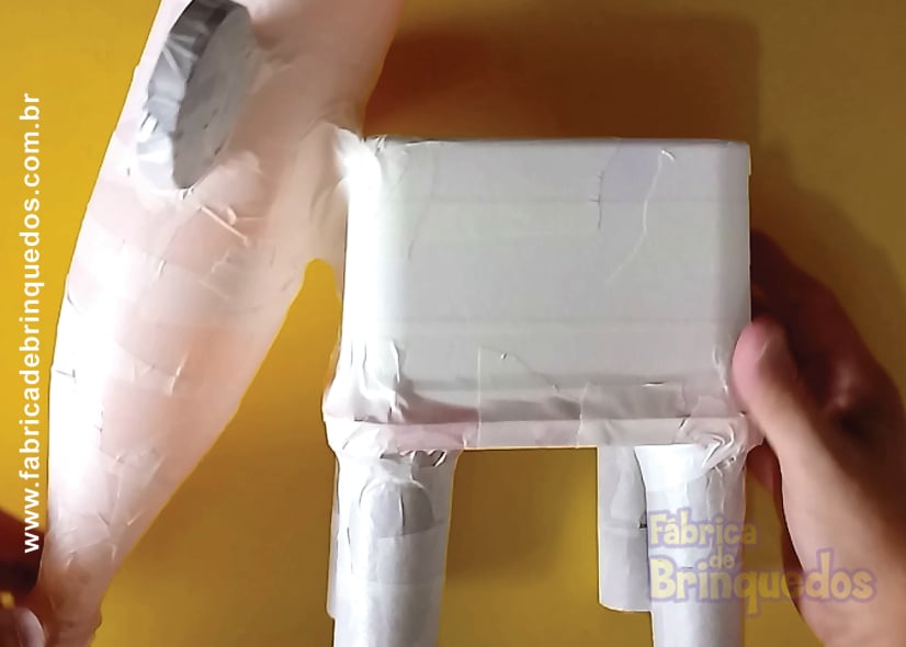 DIY Faça você mesmo um ELEFANTE com garrafa PET e pote de sorvete