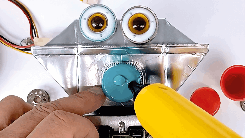 Como fazer um ROBÔ com caixa de leite